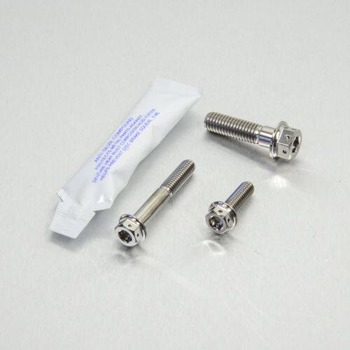 ■商品概要素材：チタン製品タイプ：フレーム／ボルトオン重さ：24.49g入数：3穴あけ加工：なし■注意点※メーカー都合により商品の仕様変更がある場合がございます。ご了承ください。■適合車種125 SX&ensp;125 SX 年式: 17-20