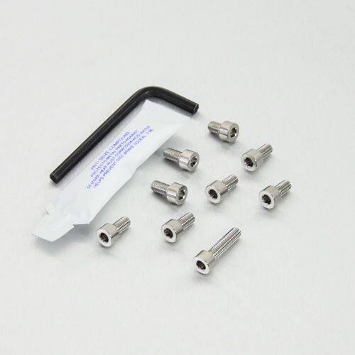 ■商品概要素材：ステンレス製品タイプ：ボディーワーク／フェアリング重さ：25.47g入数：9穴あけ加工：なし■詳細説明ステンレス 磨き仕上げ フューエルキャップボルト Cagiva Gran Canyon 900用キット。- キットには適切な長さの六角レンチドライブ キャップボルトが含まれています。キットに含まれるボルトは9本です。■注意点※メーカー都合により商品の仕様変更がある場合がございます。ご了承ください。■適合車種Gran Canyon 900&ensp;Gran Canyon 900 年式: 98-00