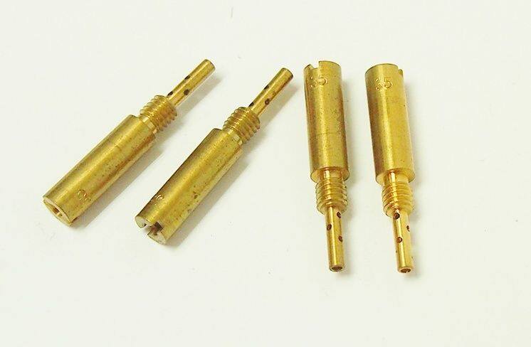 ■商品概要4ヶSet 1台分Reproduction_PartsDOREMIオリジナルパーツ■注意点※適合に関しましては過去の資料を基に算出しております。必ずご使用中のキャブレターをお確認ください。※キャブレターサイズ早見表の数値は当時のデータを元に作成しておりますが必ずしも当てはまるというわけではございませんので、参考程度にご覧ください。※メーカー都合により商品の仕様変更がある場合がございます。ご了承ください。■適合車種Z2&ensp;Z2 年式: 73