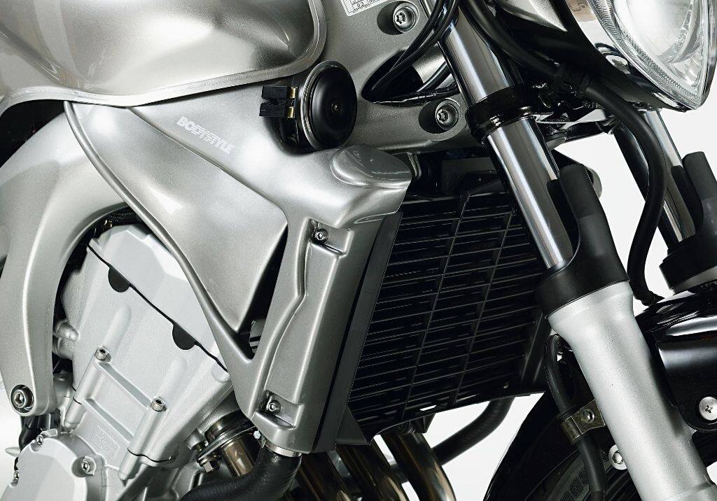 BODY STYLE ボディースタイル Sportsline ラジエーターサイドカバー FZ6 S2 YAMAHA...