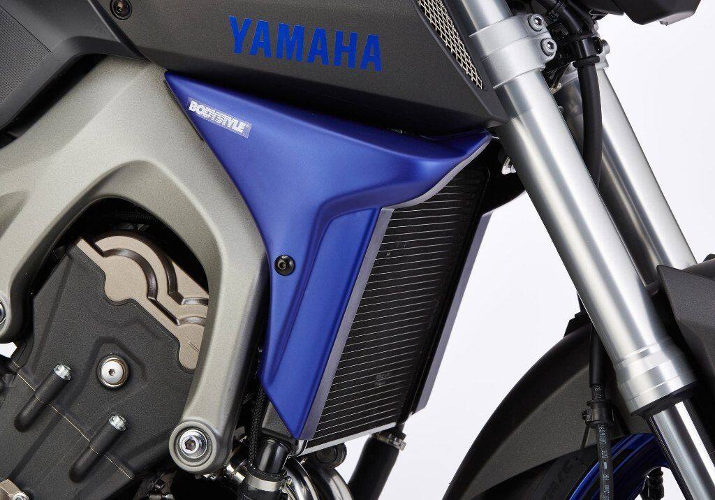 BODY STYLE ボディースタイル Sportsline ラジエーターサイドカバー MT-09 SP YAMAHA ヤマハ ラジエーター 冷却関連 エンジン