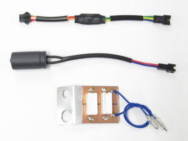 ■商品概要LB7-B LEDヘッドライトバルブ PH7タイプ(品番：65026)対応オプションパーツ適合条件：HONDA Fi交流点灯車両・スーパーカブ110(JA07／JA10)・グロム・ズーマーX等■詳細説明交流点灯のホンダFi車(スーパーカブ110 JA07＆JA10、グロム、ズーマーX)へ装着の際に必要です。■適合車種スーパーカブ110&ensp;スーパーカブ110&ensp;&ensp;備考: (JA07)Fi交流点灯車両&ensp;スーパーカブ110&ensp;&ensp;備考: (JA10)Fi交流点灯車両ズーマーX&ensp;ズーマーX&ensp;&ensp;備考: Fi交流点灯車両グロム&ensp;グロム&ensp;&ensp;備考: Fi交流点灯車両