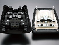 SUZUKI スズキ シートハイトアジャストキット Vストローム1050 Vストローム1050XT その他シートオプション・補修部品 シート関連 外装