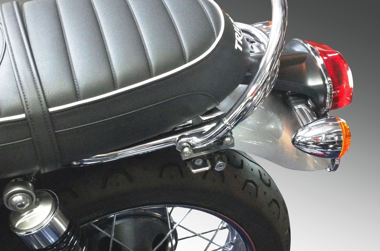 KIJIMA キジマ ヘルメットロック BONNEVILLE T120 TRIUMPH トライアンフ ヘルメット