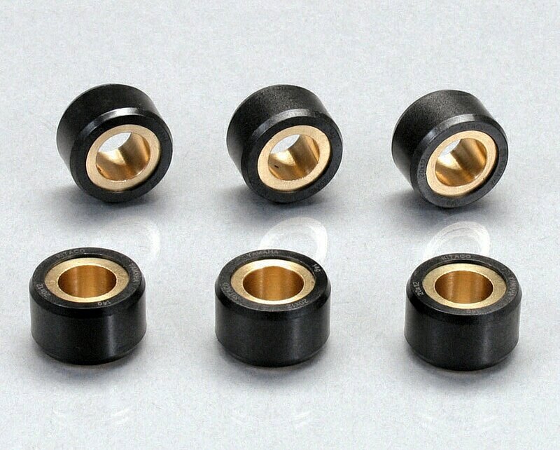 ■商品概要重量：6.0gサイズ：Φ20.0×12.0mm6個1セット■詳細説明●優れた耐熱性・高温での剛性・耐摩擦性に優れたエンジニアリングプラスチック採用■適合車種シグナスX&ensp;シグナスX &ensp;&ensp;備考: (SED8J)B8S1/3&ensp;シグナスX &ensp;&ensp;備考: (SE44J)1YP全車種/28S全車種&ensp;シグナスX &ensp;&ensp;備考: (SE12J)5UA全車種シグナスX-SR&ensp;シグナスX-SR &ensp;&ensp;備考: (SEA5J)BF91/93&ensp;シグナスX-SR &ensp;&ensp;備考: (SED8J)BF92/94&ensp;シグナスX-SR &ensp;&ensp;備考: (SE44J)1YP全車種/28S全車種&ensp;シグナスX-SR &ensp;&ensp;備考: (SE12J)5UA全車種シグナスグリファス&ensp;シグナスグリファス &ensp;&ensp;備考: (SEJ4J)BKG1-4トリシティ125&ensp;トリシティ125 &ensp;&ensp;備考: (SE82J)2CM9/B/N/Tアクシストリート&ensp;アクシストリート &ensp;&ensp;備考: (SE53J)41D1-6ビーウィズ125&ensp;ビーウィズ125 &ensp;&ensp;備考: (SEA6J)BG11／5S9マジェスティ125&ensp;マジェスティ125 マジェスティS&ensp;マジェスティS &ensp;&ensp;備考: (SG28J)2LD1-4■商品番号462-0106060■JANコード4990852066711