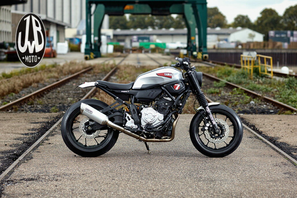 KEDO ���� �ʥ�С��ץ졼�ȥۥ���� XSR700 YAMAHA ��ޥ� �ʥ�С����ơ� ����