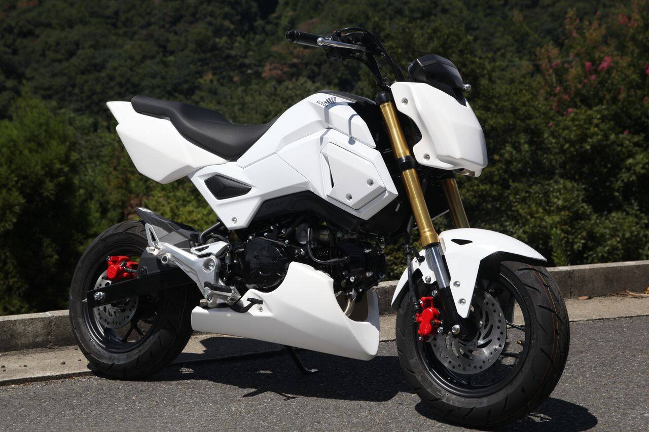 Magical Racing マジカルレーシング タンクエンド グロム HONDA ホンダ タンクカバー タンク関連 外装 仕様：FRP製・黒 / MagiVeilセラミックコーティング：あり