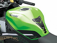 KAWASAKI カワサキ タンクパッド Ninja ZX-25R Ninja ZX-25R SE Ninja ZX-25R SE KRT EDITION Ninja ZX-4R Ninja ZX-4RR Ninja ZX-4RR KRT EDITION Ninja ZX-4RR 40t Anniversary Edition