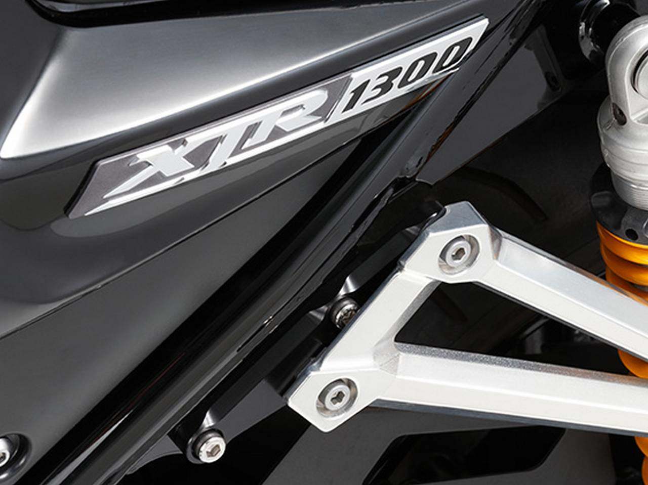 YOSHIMURA ヨシムラ タンデムステップオフセットプレート