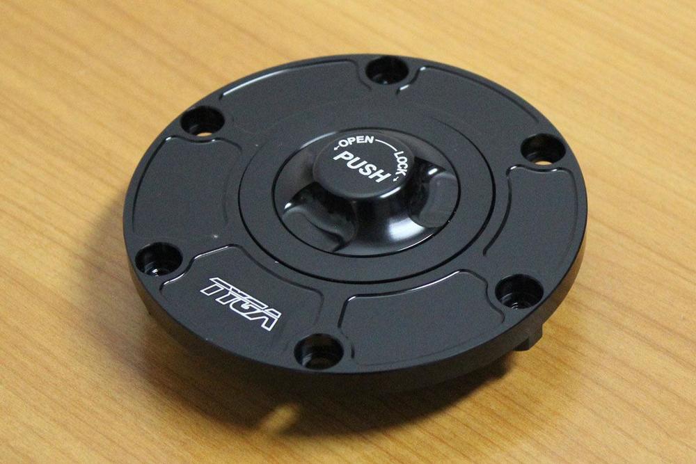 TYGA PERFORMANCE タイガパフォーマンス タンクフィラーキャップ キーレス レーシングタイプ KTM トライアンフ フィラーキャップ エンジンパーツ エンジン