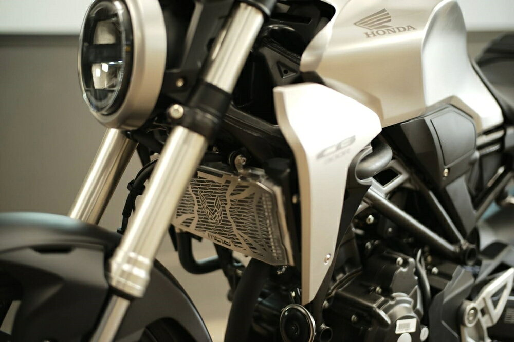 M.A.D. マッド ラジエーター ガード CB300R 2017-2018 CB250R HONDA ホンダ ラジエ...