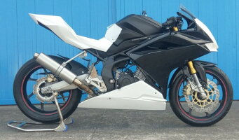 バトルファクトリーBATTLEFACTORYその他外装関連パーツフロントゼッケンプレートCBR250RR