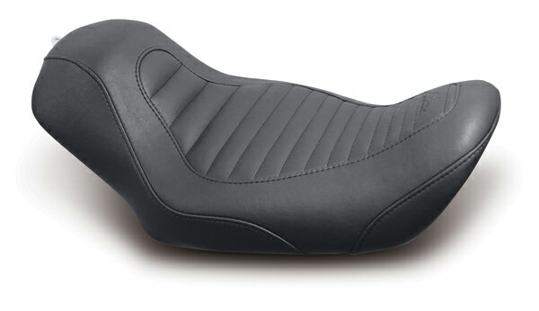 MUSTANG マスタング TRIPPER(TM) ソロシート (タックロール) (Tripper(TM) Solo Tuck and Roll Seat)【SEAT TRPR TK&RL SOLO DYNA】 HARLEY-DAVIDSON ハーレーダビッドソン シート シート関連 外装