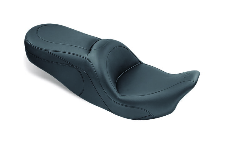 MUSTANG マスタング スポーツツーリング ワンピーススムースシート/スタッドなし (Sport Touring One-Piece Smooth Seat，No Studs)【SEAT SP TOUR 08-18 FLT】 HARLEY-DAVIDSON ハーレーダビッドソン シート シート関連 外装