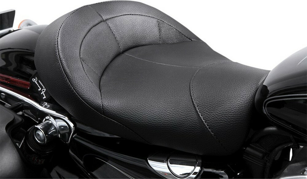 DANNY GRAY ダニーグレー シートBGISTAIRモデル ビニール 06-17フィクスト 【SEAT BGISTAIR VNL06-17FXD [0803-0452]】 HARLEY-DAVIDSON ハーレーダビッドソン シート シート関連 外装