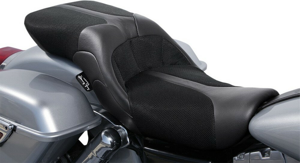DANNY GRAY ダニーグレー シートTRISTAIRモデルレザー 06-17フィクスト 【SEAT TRISTAIR LTH06-17FXD [0803-0459]】 HARLEY-DAVIDSON ハーレーダビッドソン シート シート関連 外装
