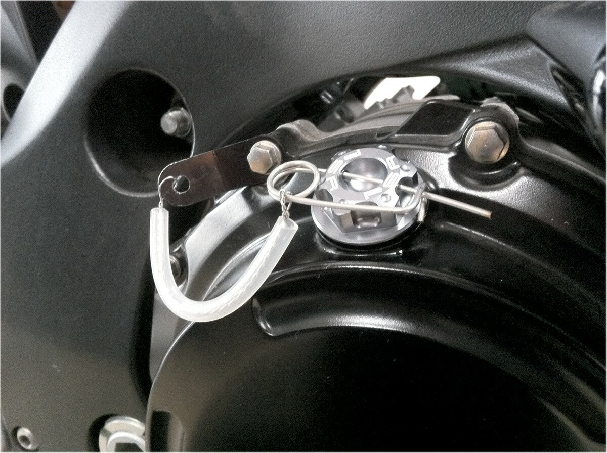 POWERSTANDS RACING パワースタンズレーシング オイルフィラーキャップ M20X1．5 SIL [0950-0421] APRILIA アプリリア KAWASAKI カワサキ SUZUKI スズキ YAMAHA ヤマハ フィラーキャップ エンジンパーツ エンジン