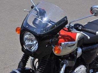 CHIC DESIGN シックデザイン ロードコメット BONNEVILLE T100 TRIUMPH トライアンフ ビキニカウル カウル関連 外装 スクリーンカラー：スモーク / カラー：未塗装 (サフェーサー仕上げ)