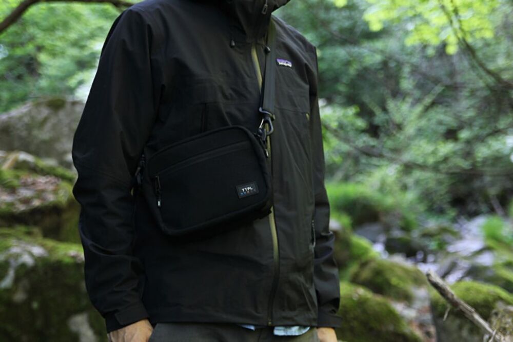 TTPL �ƥ����ƥ����ԡ����� Topcase strap [�ȥåץ����� ���ȥ�å�] �Хå����ܥå�������դ����ơ� �����ѥХå���������