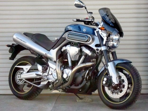 CHIC DESIGN シックデザイン ガイラシールド MT-01 YAMAHA ヤマハ スクリーン 外装