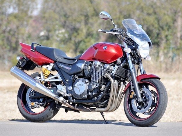CHIC DESIGN シックデザイン ガイラシールド XJR1300 YAMAHA ヤマハ スクリーン 外装