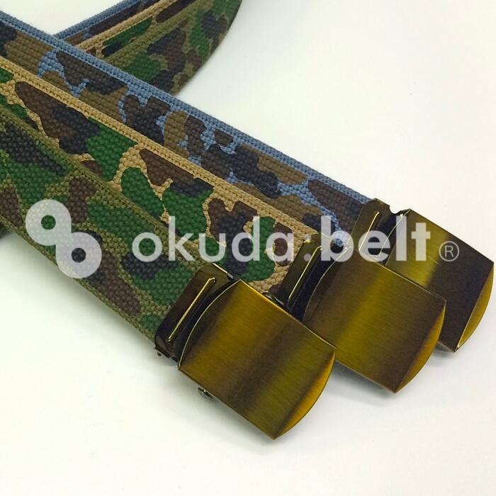 okuda:belt WebMarket 楽天市場店の【迷彩柄 カモ柄】 ガチャベルト140センチ 40ミリ幅 2Lサイズ GIベルトメンズ レディース ベルト 布ベルト ミリタリー 綿 コットン プリント ヴィンテージ サイズカット調整 穴無しベルト アウトドア デニム gi 工場 土木 建築 林業 漁業 農業 電気 警備 日本製 自社生産｜アングル2