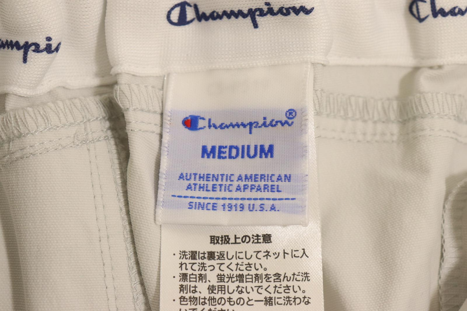 【中古】 CHAMPION メンズショートパンツ M ACTION STYLE ショートパンツCHAMPIONMライトグレーロゴ