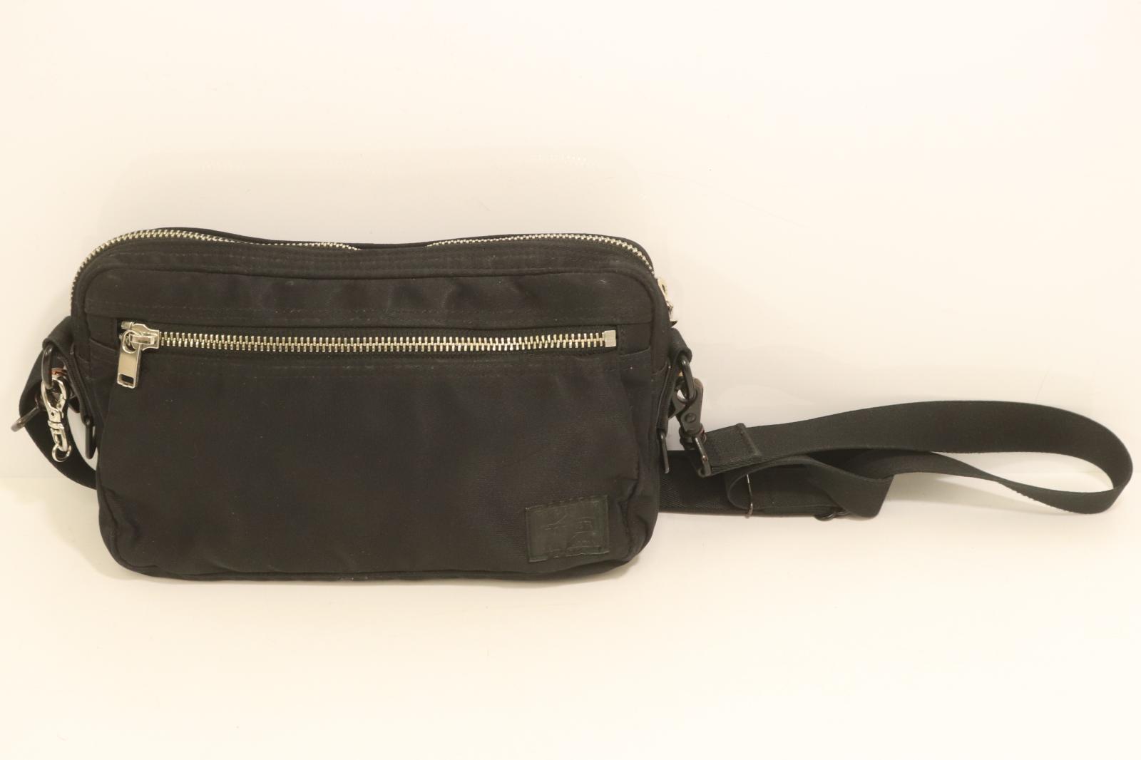 Rakuten - 【中古】 PORTER メンズショルダーバッグ -- LIFT SHOULDER BAG PORTER -- 黒 ブラック