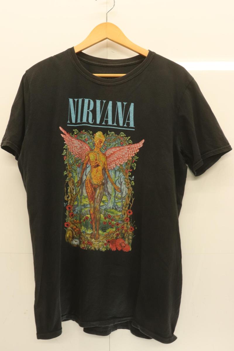 【中古】 NIRVANA メンズTシャツ L IN UTERO S S TEE NIRVANA L 黒 ブラック プリント