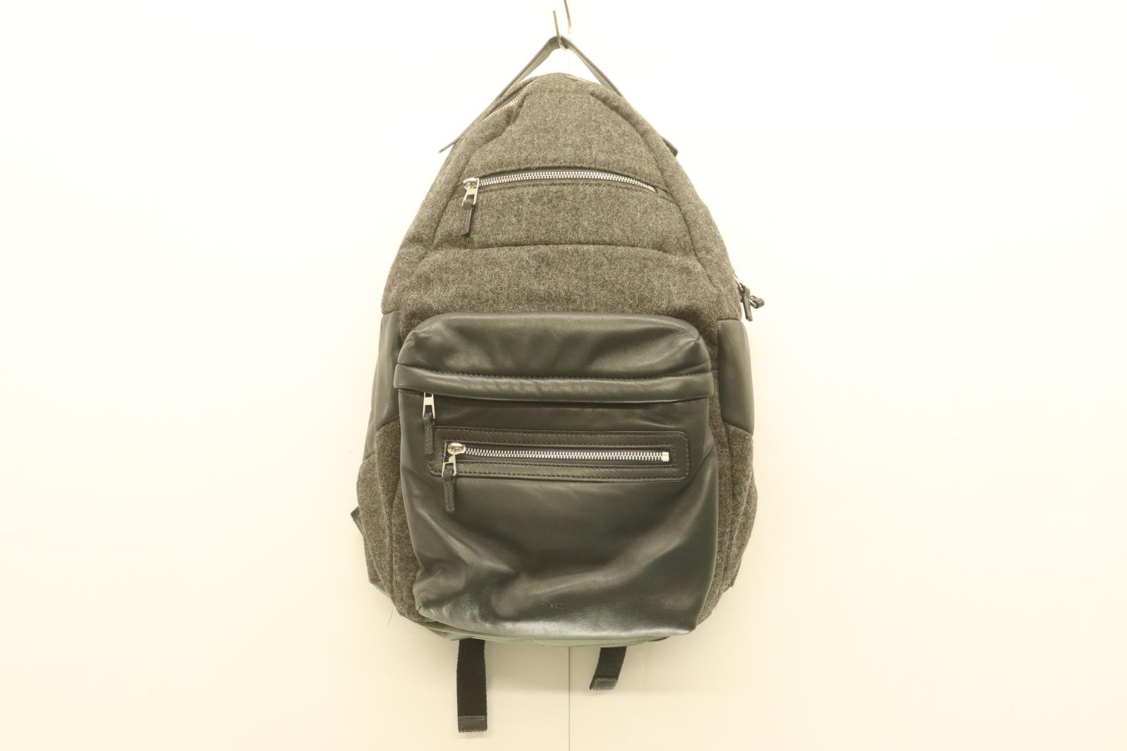 Rakuten - 【中古】 theory メンズリュック バックパック -- COLOR BLOCK BACK PACK theory -- グレー 灰 無地