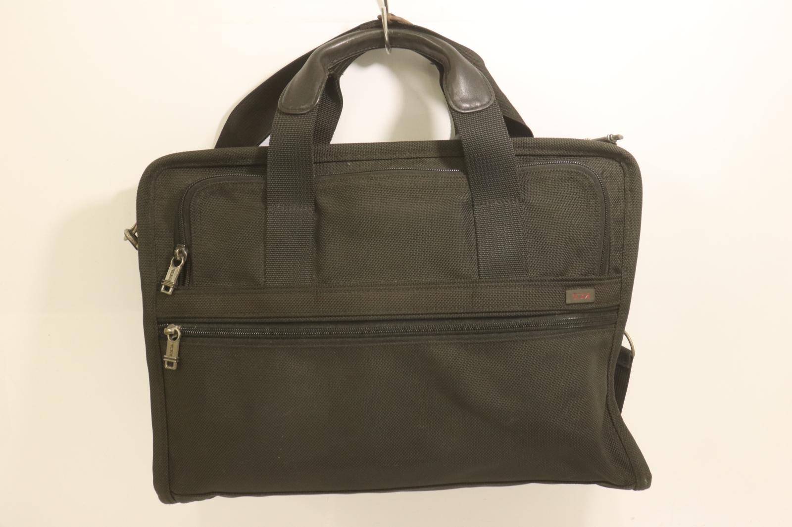 TUMI - 【中古】 TUMI メンズビジネスバッグ -- ビジネスバッグ TUMI -- 黒 ブラック ロゴ