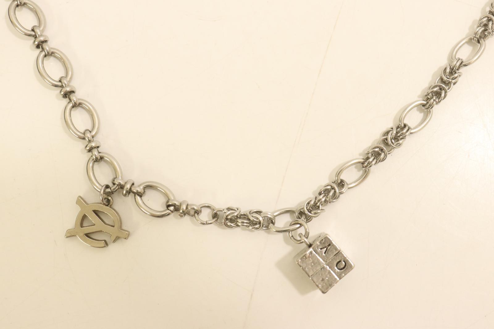 Rakuten - 【中古】 OY メンズネックレス -- CUBE LOGO NECKLACE OY -- 銀 シルバー ロゴ