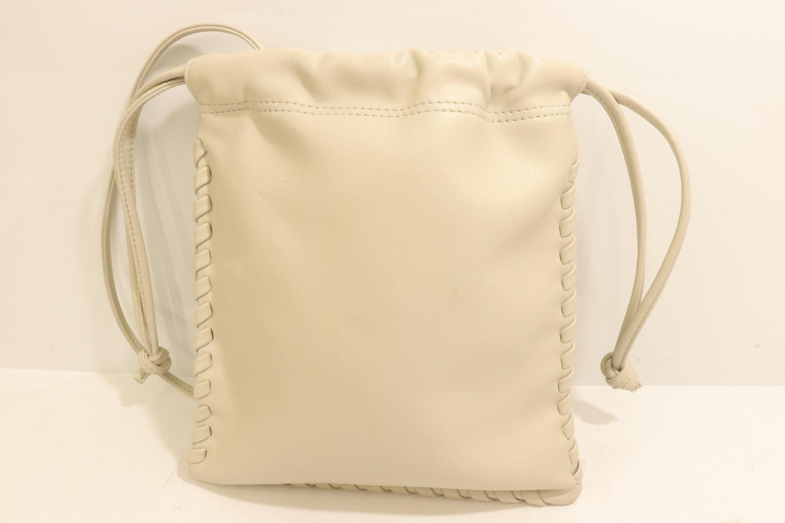 Rakuten - 【中古】 VASIC レディースショルダーバッグ -- Wells Mini Mini ショルダーバッグ/VASIC/--/グレー 灰/ロゴ
