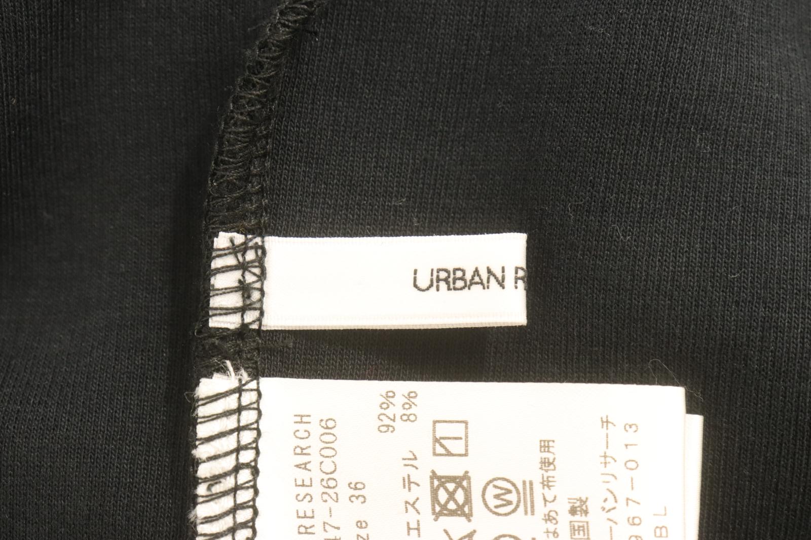 Style(ブランド古着のスタイル)の【中古】 URBAN RESEARCH レディースつなぎ オールインワン 36 ハーフジップジャンプスーツ URBAN RESEARCH 36 黒 ブラック 無地｜アングル3