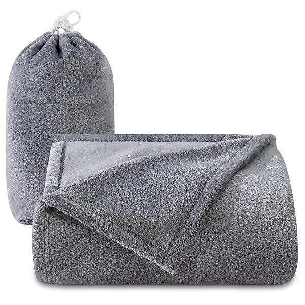 毛布 ブランケット 冬用 膝掛け 小さめサイズ ハーフケット フランネル ふわふわ 柔らかい 暖かい 洗える オールシーズン 薄手 軽量 収納袋付き 持ち運びやすい グレー 70✕100cm
