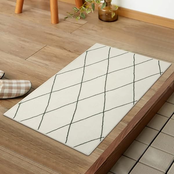 玄関マット 室内 幾何学柄 北欧 50х80cm 小さい ラグ おしゃれ 洗える 長方形 ふわふわ 滑り止め 低反発 防音 ラグマット 屋外 泥落とし アンティーク オールシーズン適用 防臭 軽量 アイボリー