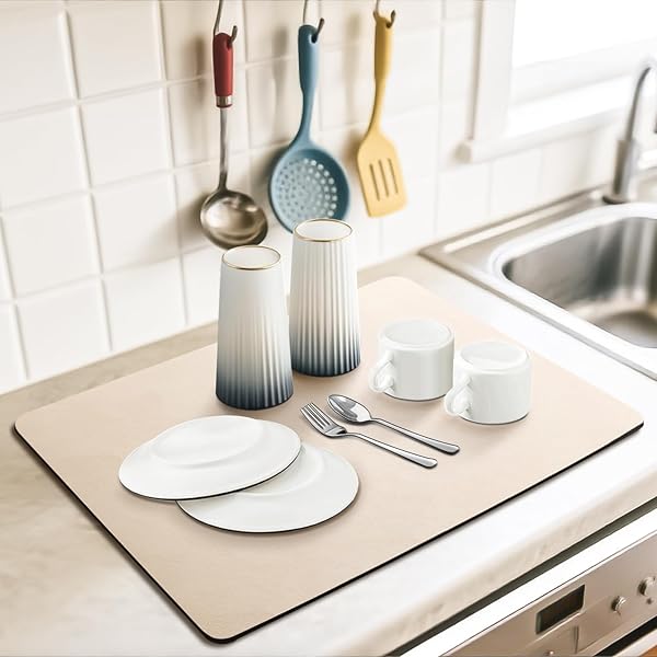 水切りマット 珪藻土 キッチン 食器 水切り 40x30cm 食器乾燥マット 丸めて 収納 滑り止 皿置き 耐油 速乾 吸水マット 棚シート クリームベージュ