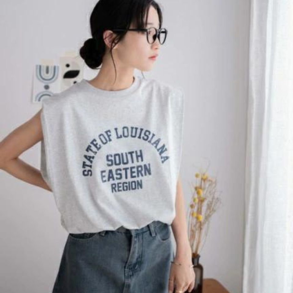 23夏新作 タックノースリーブT レディース Tシャツ トップス ロゴ カットソー ノースリーブ カレッジロゴ ロゴT 夏 秋 WEGO ウィゴーのサムネイル