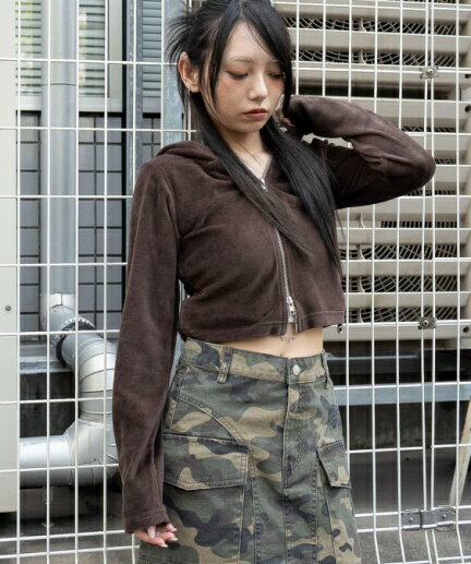 ＼20％OFFクーポン利用で2640円／25秋新作 ベロアショートZIPパーカー レディース トップス 長袖 パーカー 羽織り ベロア ショート丈 ジップパーカー 秋服 冬服 WEGO ウィゴーのサムネイル