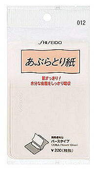 リニューアルに伴いパッケージ・内容等予告なく変更する場合がございます。予めご了承ください。 名　称 資生堂　あぶらとり紙　012 内容量 120枚/1枚のサイズ：74mm×104mm 特　徴 ◆余分な皮脂をすっきり吸収するあぶらとり紙です。 ◆天然パルプ100％ ◆携帯しやすいパースケース入りです。 使用方法 皮脂による化粧くずれが気になるときに、一枚ずつ取り、肌にあてて軽く押さえるようにしてご使用ください。 区　分 あぶらとり紙、フェイス用化粧小物、メイク小物/原産国　日本 ご注意 ◆本品記載の使用法・使用上の注意をよくお読みの上ご使用下さい。 販売元 株式会社資生堂　東京都中央区銀座7-5-5 資生堂お客さま窓口　電話：0120-81-4710 広告文責 株式会社ツルハグループマーチャンダイジング カスタマーセンター　0852-53-0680 JANコード：4901872638406　