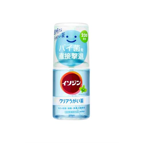 リニューアルに伴いパッケージ・内容等予告なく変更する場合がございます。予めご了承ください。 &nbsp; 商品名称 シオノギヘルスケア イソジンクリアうがい薬M　220mL 内容量 220mL 特徴 ●イソジンから、無色・透明のうがい薬「イソジンクリアうがい薬M」の大容量を発売。●殺菌成分CPC（セチルピリジニウム塩化物水和物）を配合した無色・透明のうがい薬で、のどや口腔内を殺菌・消毒・洗浄します。●イソジンクリアうがい薬Mは、家族で使いやすい爽やかなミント風味のうがい薬です。●ワンプッシュで1回分、うがい220回分の大容量です。●日常的なうがいで、感染リスクから家族を守ります。●のどの菌にしっかり効く CPC x グリチルリチン酸を配合。●衣服・洗面台を汚さない無色のうがい薬。●汚れないから、家族誰でも使いやすい。 効能／効果 口腔内およびのどの殺菌・消毒・洗浄、口臭の除去 用法／用量 ・1回約1mLを約50mLの水にうすめてうがいしてください。・1日数回行ってください。【用法・用量に関連する注意】●定められた用法・用量を厳守してください。●小児に使用させる場合には、保護者の指導監督のもとに使用させて下さい。●本剤はうがい用のみに使用し、内服はしないでください。●本剤は使用するときにうすめて、早めに使用してください。 材質・原材料・成分 （100mL中）セチルピリジニウム塩化物水和物250mg、グリチルリチン酸二カリウム250mg。添加物としてエタノール、l-メントール、pH調整剤、香料を含有しています 使用方法 ・1回約1mLを約50mLの水にうすめてうがいしてください。・1日数回行ってください。 区分 指定医薬部外品 保管及び取扱い上の注意（免責） ・高温を避け、直射日光の当たらない涼しい所に保管してください。・小児の手の届かないところに保管してください。・他の容器に入れ替えないでください。・プラスチック類、塗装面に付着すると変質することがあるので、付着しないように注意してください。・火気に近づけないでください。・使用期限をすぎた製品は使用しないでください。◆本品記載の使用法・使用上の注意をよくお読みの上ご使用下さい。 注意事項 1．次の人は使用前に医師、薬剤師または登録販売者にご相談ください・医師の治療を受けている人・次の症状のある人：口内のひどいただれ　2．次の場合は、直ちに使用を中止し、この容器を持って医師、薬剤師または登録販売者にご相談ください・使用後、口に刺激感の症状があらわれた場合・5-6日間使用しても症状がよくならない場合 お問合せ先 シオノギヘルスケア株式会社「医薬情報センター」：大阪06-6209-6948、東京03-3406-8450、受付時間9時-17時（土、日、祝日を除く） 広告文責 株式会社ツルハグループマーチャンダイジングカスタマーセンター　047-409-4023 JANコード：4987904101629