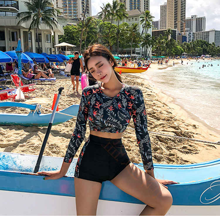 水着 レディース 上下セット 2点セット セパレート 長袖 ショーツ ハイウエスト 体型カバー 露出控えめ ビキニ かわいい 大人 女性 ミセス ママ水着 花柄 オトナ女子 セクシー メール便