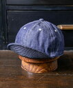 M：58cm L：60cm XL：61cm ショートブリムで丸いボール型の本体を持ち合わせたFLATUP CAP。 タフで使い回しの効く帆布・デニムが使用され、そのままブリムを 持ち上げて被ったり、後ろ被りにしたり、コーディネートのアクセントに。 と畳んでバッグやポケットに突っ込んだり、ヘルメットの下に被ったり出来る万能なキャップです。】 【Mr.FATMAN / ミスターファットマン】 ハット黄金期1950年代のハットカルチャーを軸に、ヴィンテージ、ミリタリー、 アメリカンカジュアル、ワーク、ガレージ、バイク、クラシックカーを独自の視点から 解釈し、Japan Factory Madeで日本の素晴らしい技術・経験を持った工場と HAT SHOP " THE FAT HATTER "のBOSS 菊地氏が生み出すプライベート帽子ブランド。 beyond ready made-既製品を超える、一癖・二癖と癖のあるハット、帽子を生み出しております。 MADE IN JAPAN