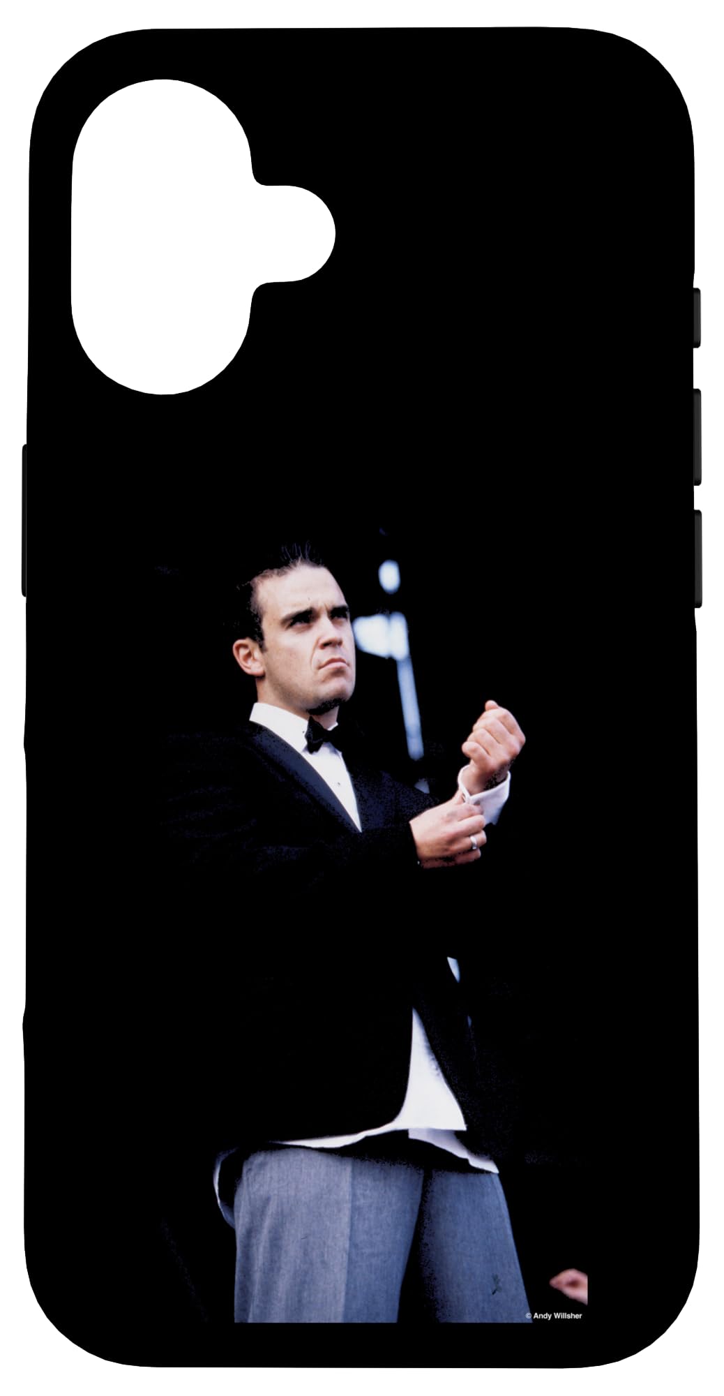 iPhone 16 アンディ・ウィルシャーによるロビー・ウィリアムズ・パフォーマンス・リーズフェスティバル スマホケース