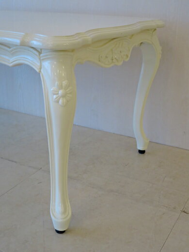 輸入家具 アウトレット センターテーブル 花の彫刻 W95cm ホワイトグロス色 猫脚 ロココ調