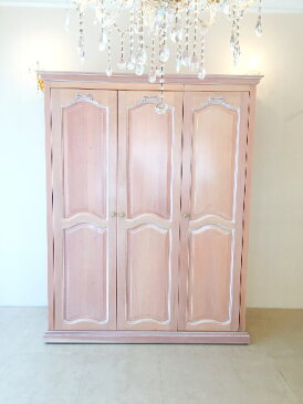 輸入家具 オーダー家具 プリンセス家具 ワードローブ 3枚扉 ピンクベージュ色