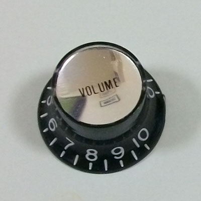 インチ・スプリットタイプのポットに対応するリフレクター・ノブです。エンボス文字仕様です。 ※画像はメーカーのサンプル画像です。