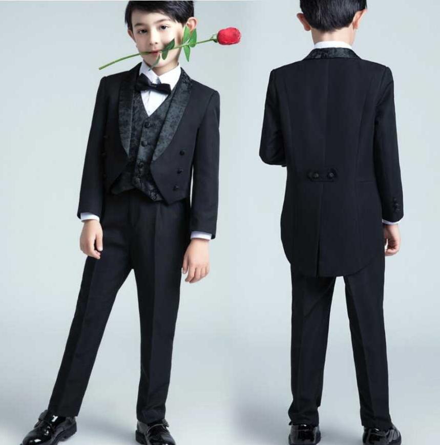 ジャケット/ベスト/ズボン/蝶ネクタイ セットアップ 子供フォーマルスーツ 男の子 フォーマルスーツ 長袖 【4点セット】入学式 お受験 発表会 結婚式 こども...