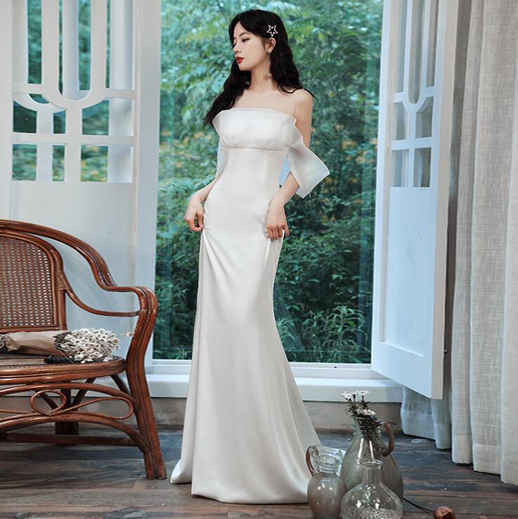 ベアトップ 袖なし ノースリーブドレス サテン ワンピース ホワイト 二次会ドレス 結婚式 ブライダルドレス ウエディングドレス シンプル 披露宴 エレガント ...