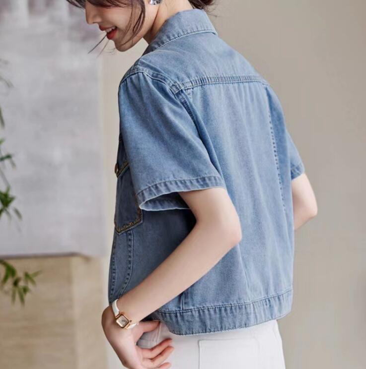 秋冬 コーデ レディース ファッション オシャレ 服 カワイイ シンプル 大人カワイイ 大きいサイズ 黒 キルティング マント ショール ジャケット スーツ